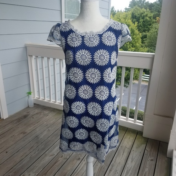 Betsey Johnson Floral Lace Shift Dress - Picture 4 of 7